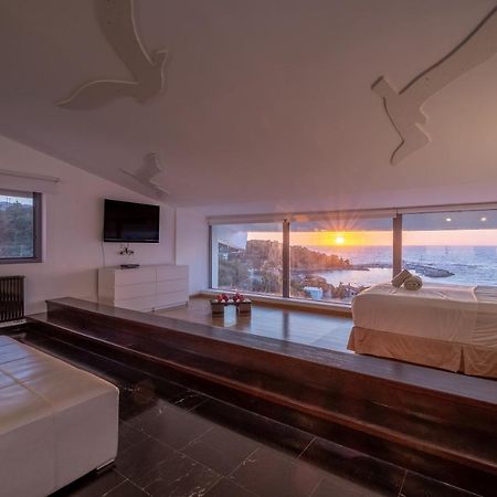 Icarus Luxury Beachfront Villa Gialiskari  Luaran gambar