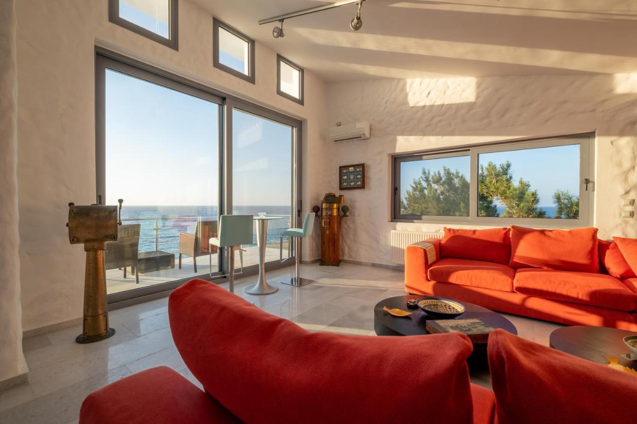 Icarus Luxury Beachfront Villa Gialiskari  Luaran gambar