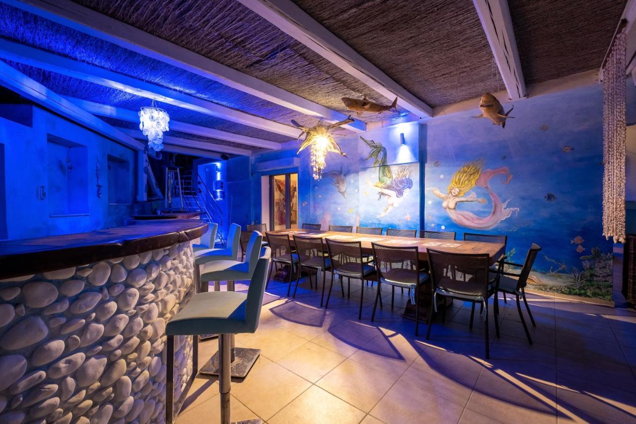 Icarus Luxury Beachfront Villa Gialiskari  Luaran gambar
