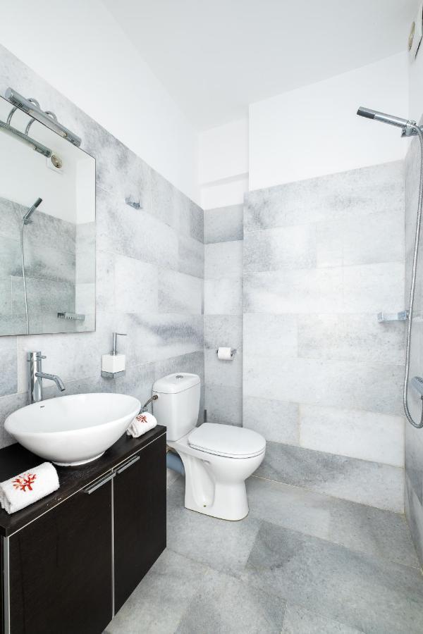 Icarus Luxury Beachfront Villa Gialiskari  Luaran gambar