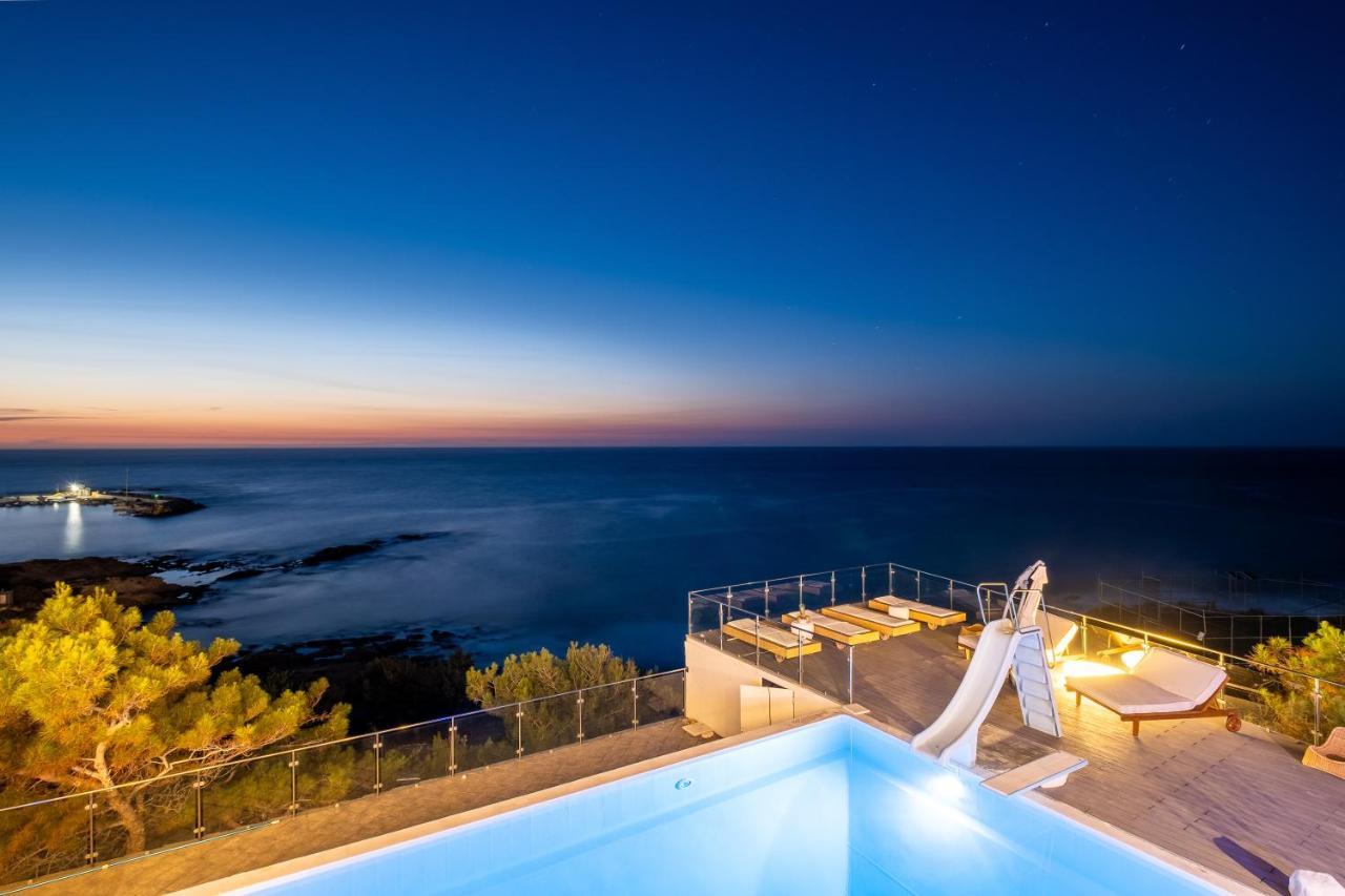 Icarus Luxury Beachfront Villa Gialiskari  Luaran gambar
